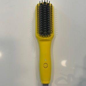 DryBar baby brush mini